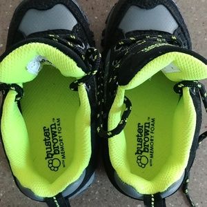Buster brown size 7 toddler shoes